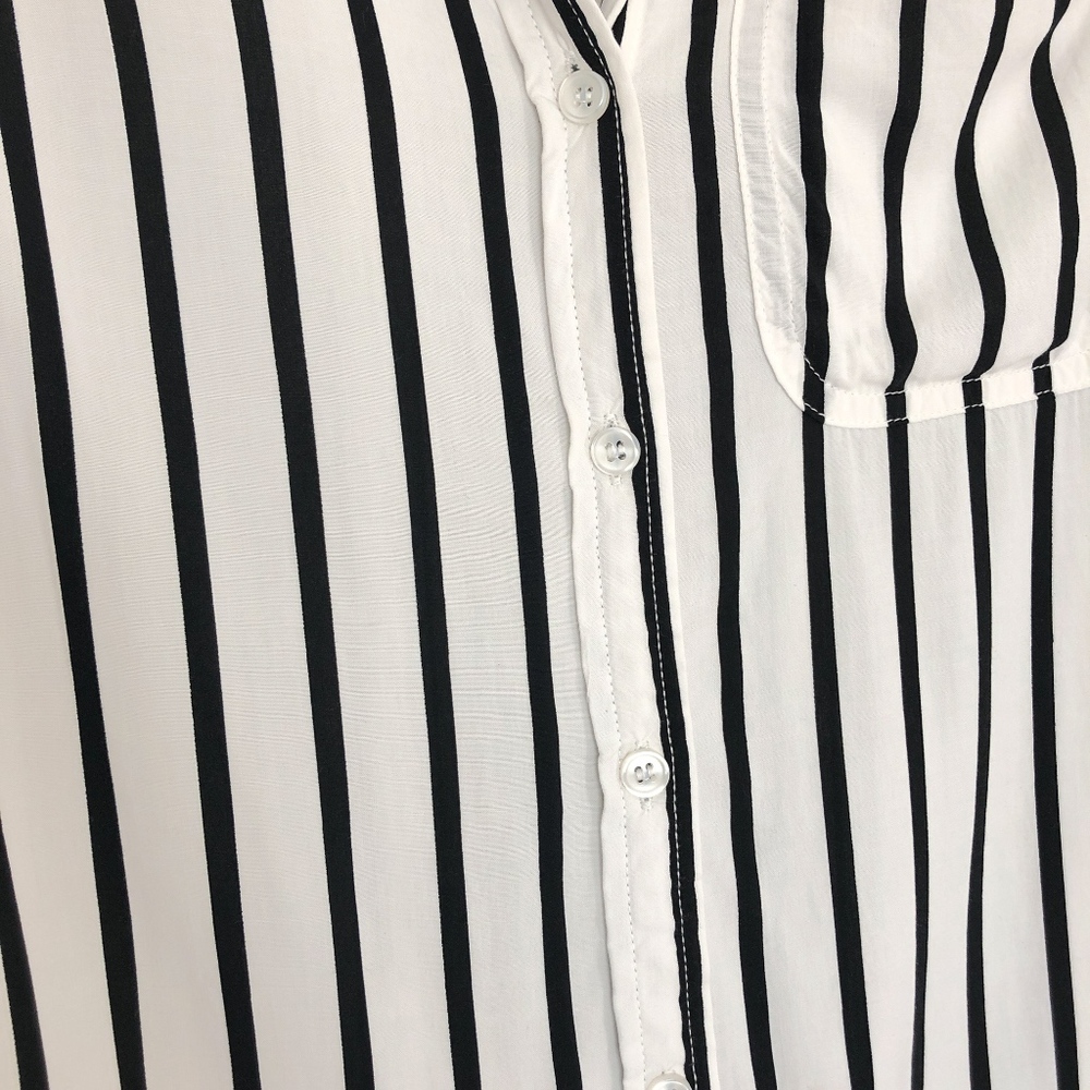 Velvet Heart Elisa Striped Button Down Blouse Sz S - Picture 6 of 7